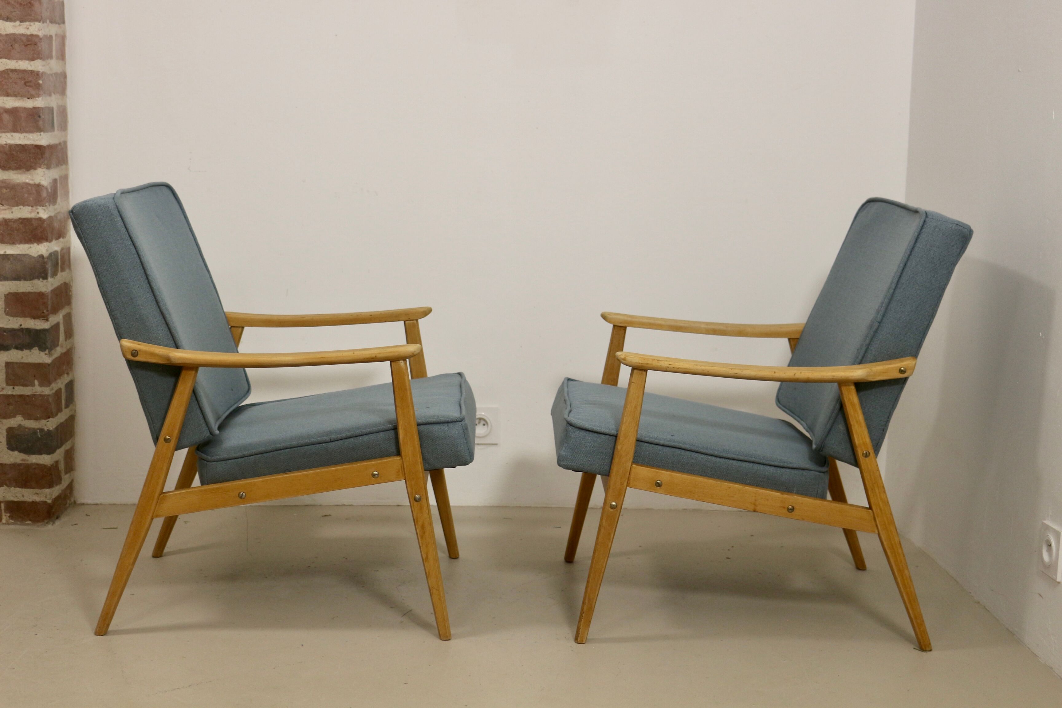 Paire de fauteuils vintage année 60 en hêtre
