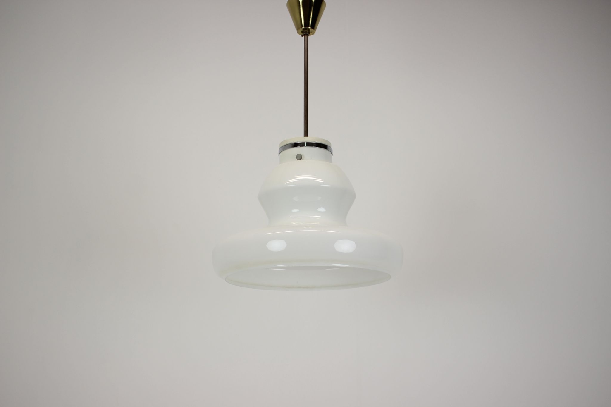 Pédant en verre du milieu du siècle par napako, années 1960