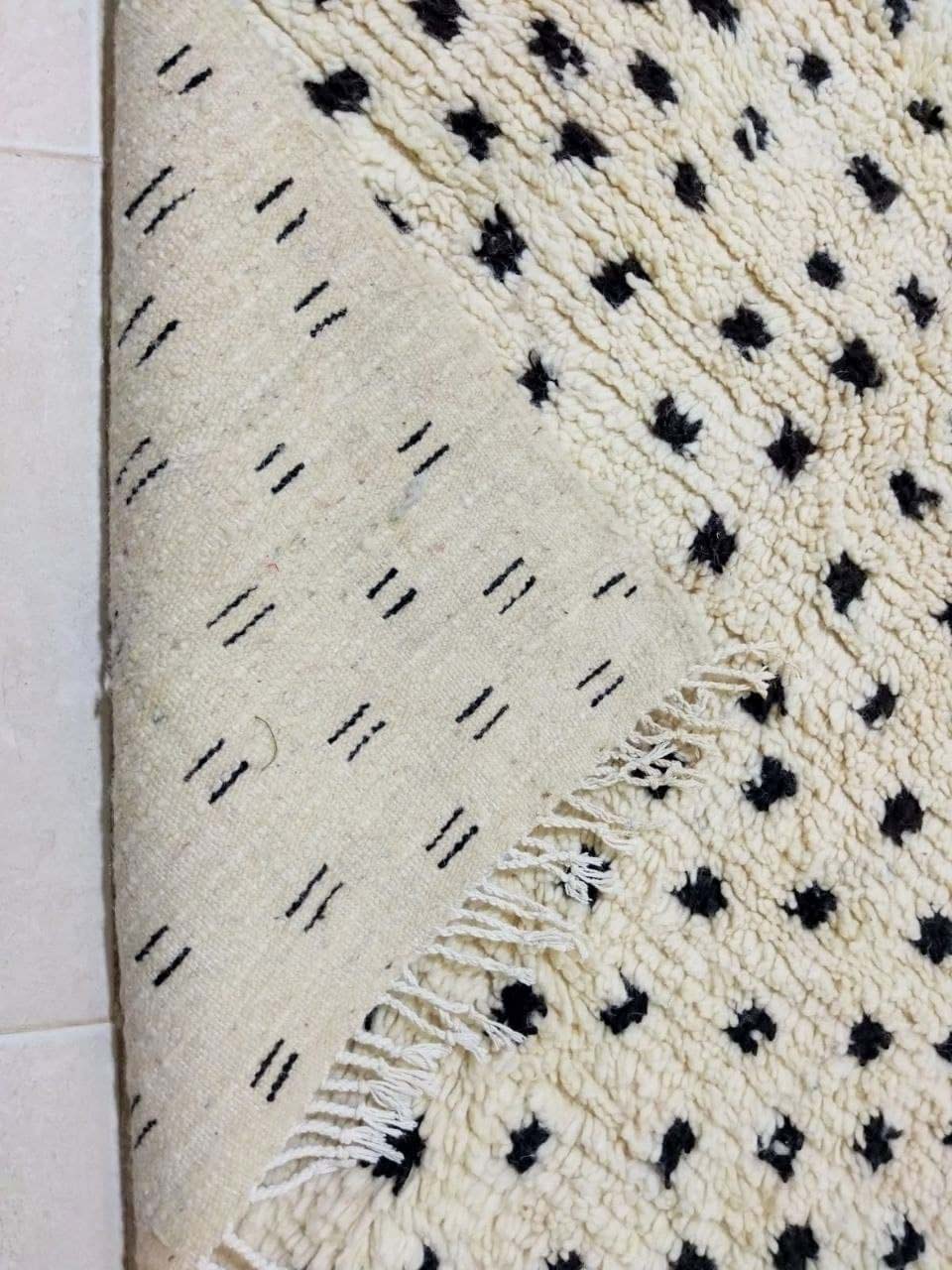 Moroccan berber carpet 150x115cm