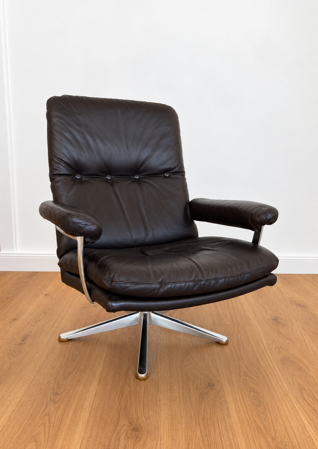 Vintage Danish mid-century Werner Langenfeld leather lounge chair 1970s