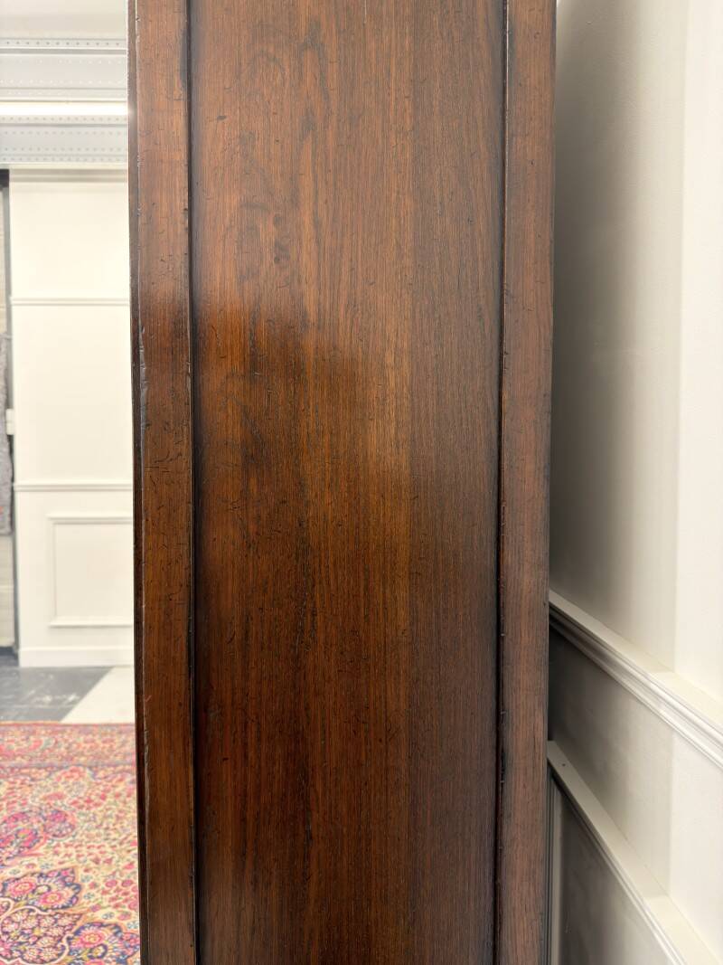 Classic English Royal Antique Collection Bookcase