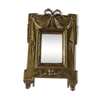 Mirror to be placed in gilded bronze with ribbon and drapery perfect condition
