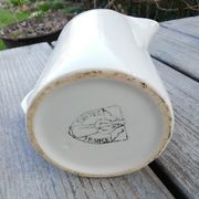 Lot de pichets blancs en porcelaine