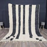 Beni Ouraine handwoven rug, traditional style, size 150x250 cm