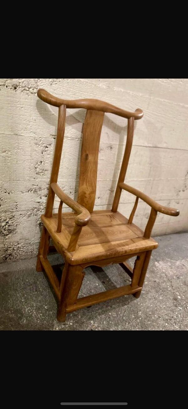 Petite chaise chinoise style Ming en huanghuali
