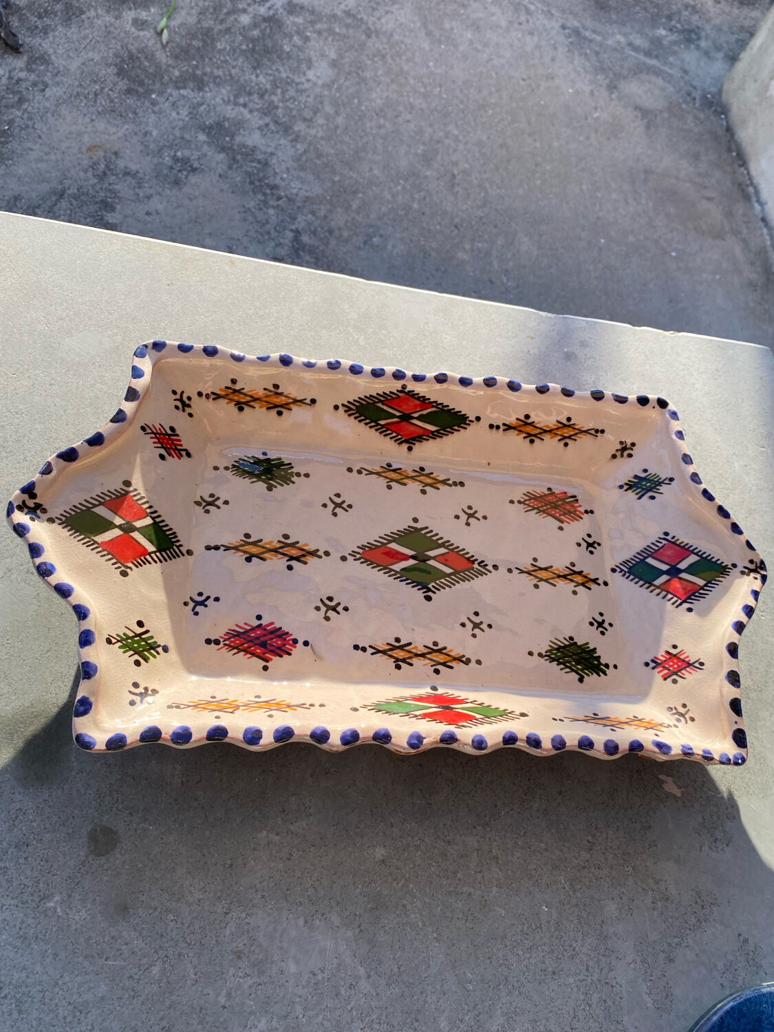 Hand-painted artisanal ceramic plate – vintage Berber decor