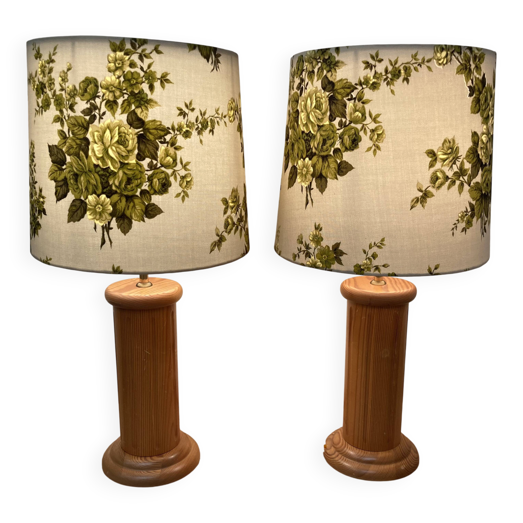 Pair of large pine lamps and "scandinavian design" fabric.