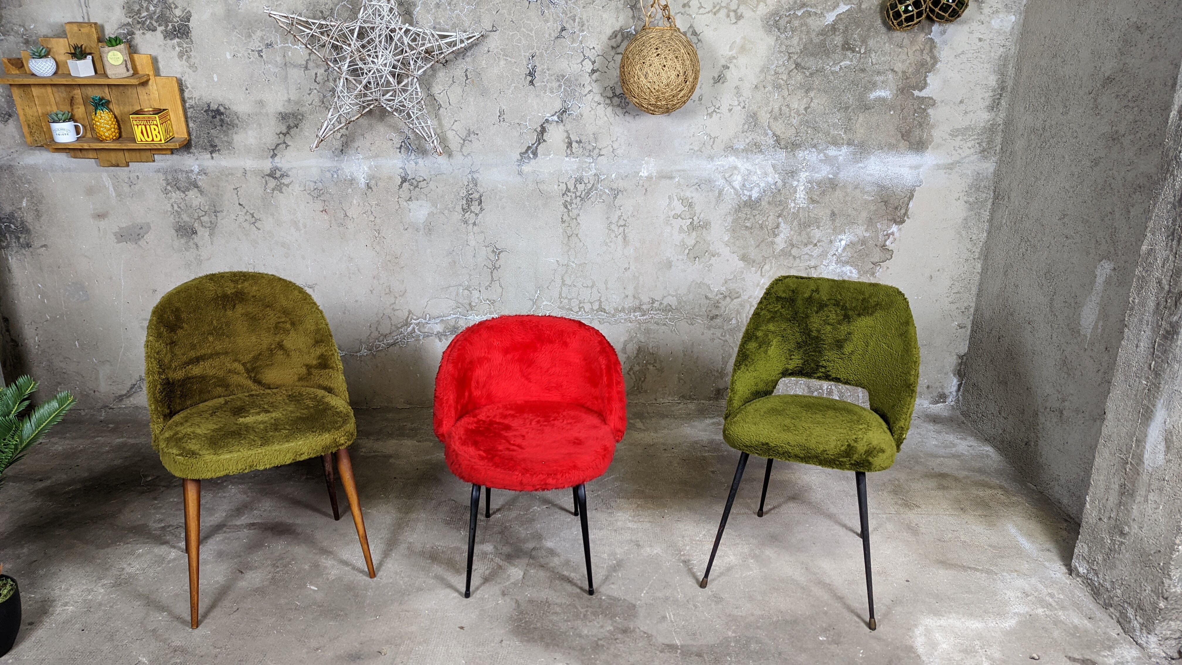 Vintage moumoute chair set