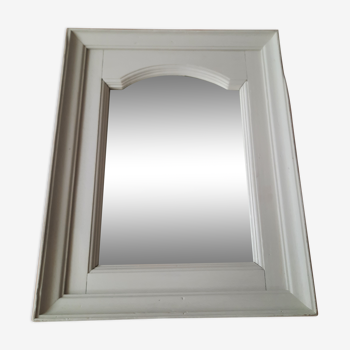 Miroir dans un cadre en bois ancien gris clair shabby chic 46x57cm