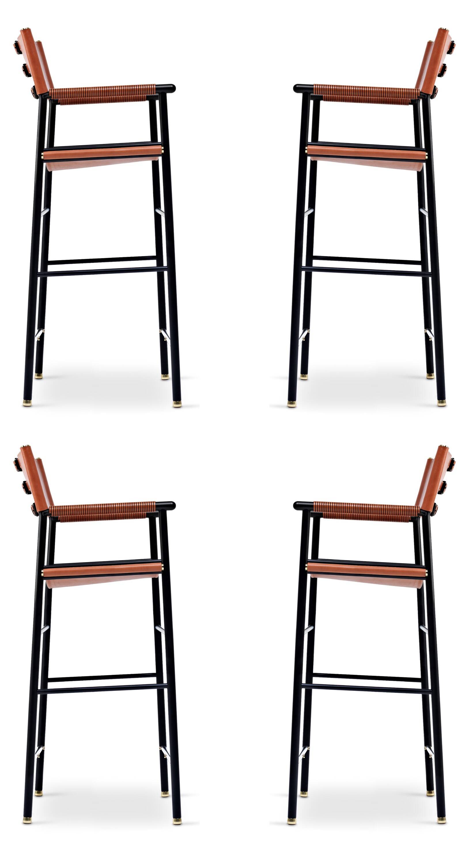 Set of 4 bar stools with backrest, made of natural leather in toasted colour.