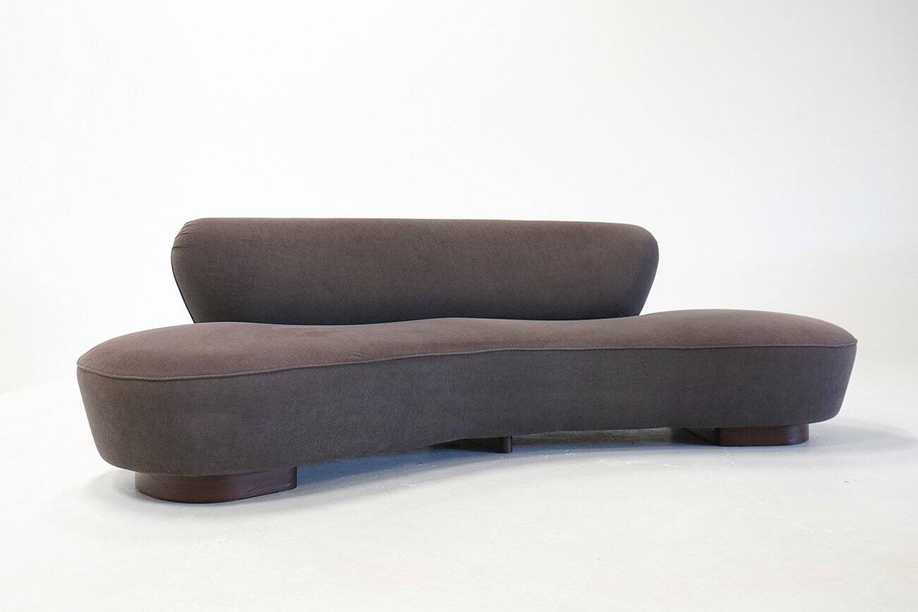 New York Collection Serpentine Sofa by Vladimir Kagan, 1990s