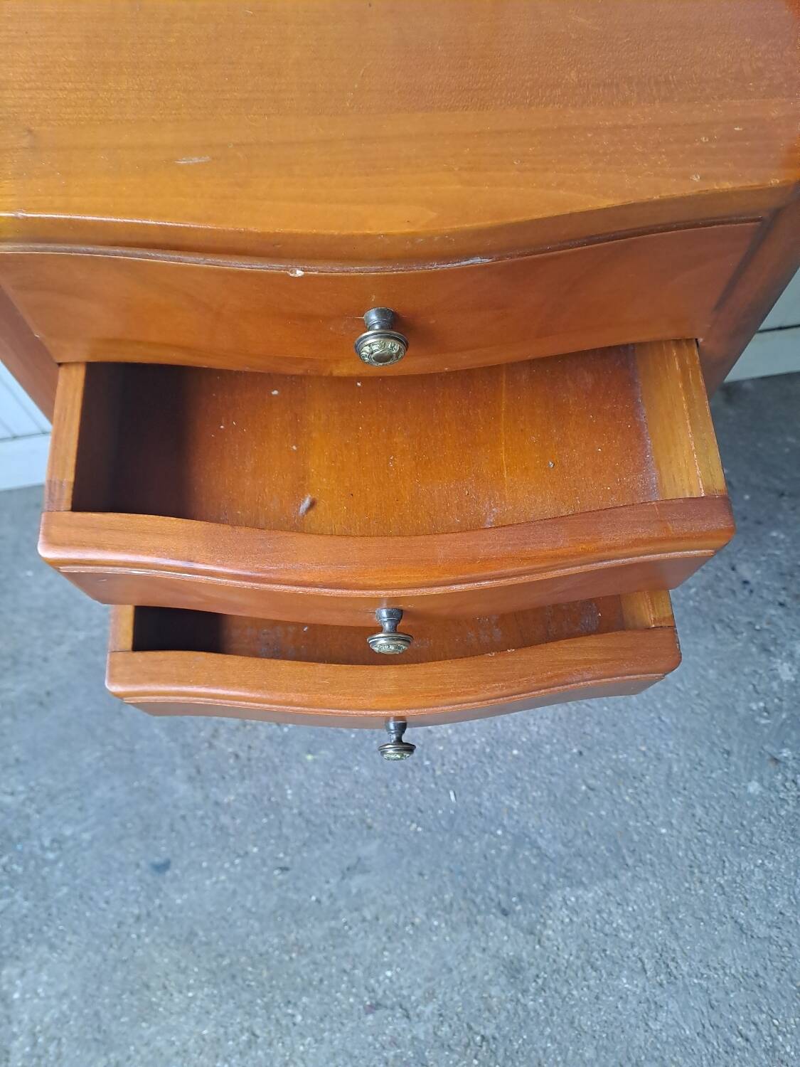 Petit meuble à tiroirs