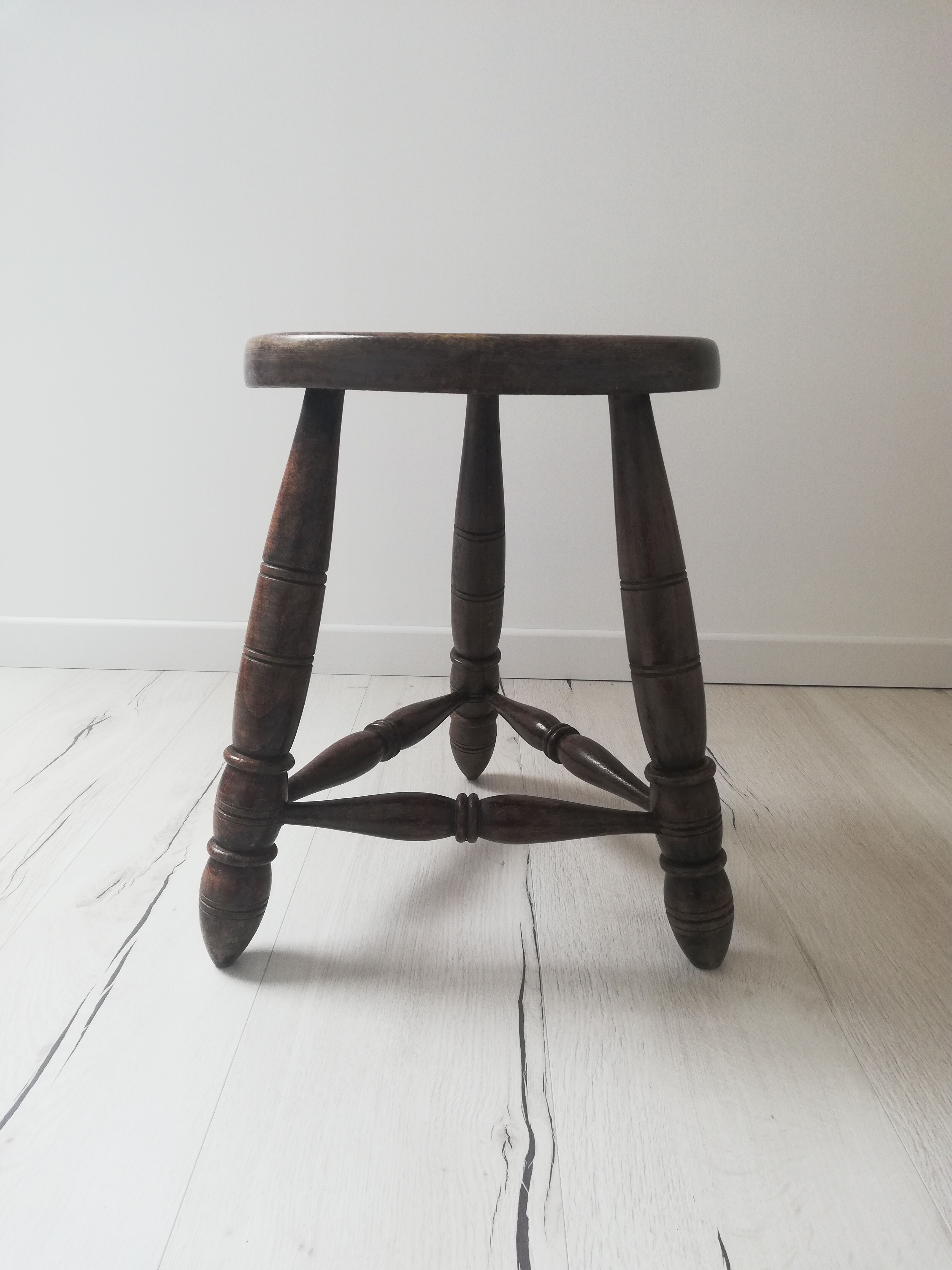 Vintage tripod stool