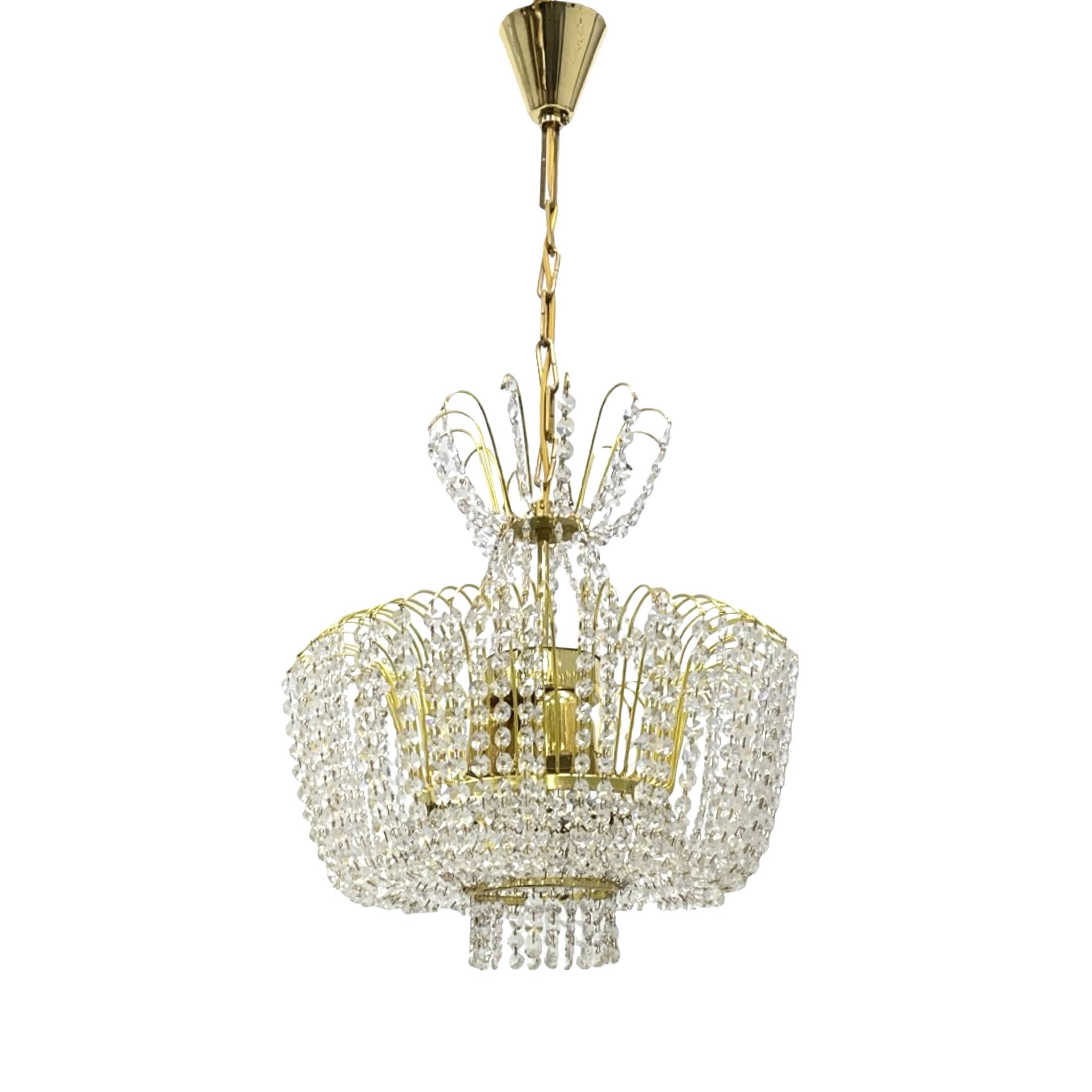 Kamenický Šenov crystal chandelier, gilded brass, 1970s, Czechoslovakia
