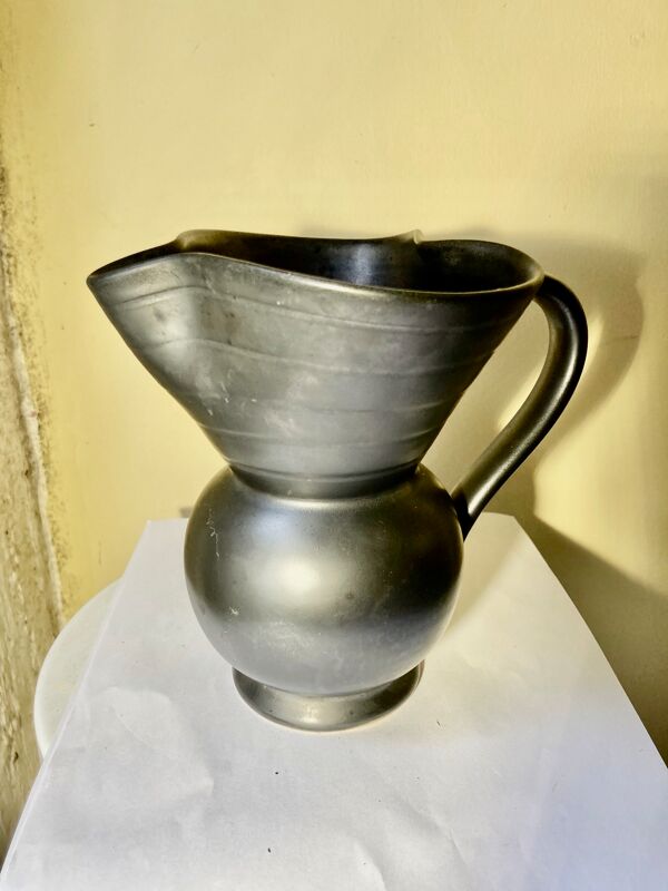 Pichet en céramique noir anthracite