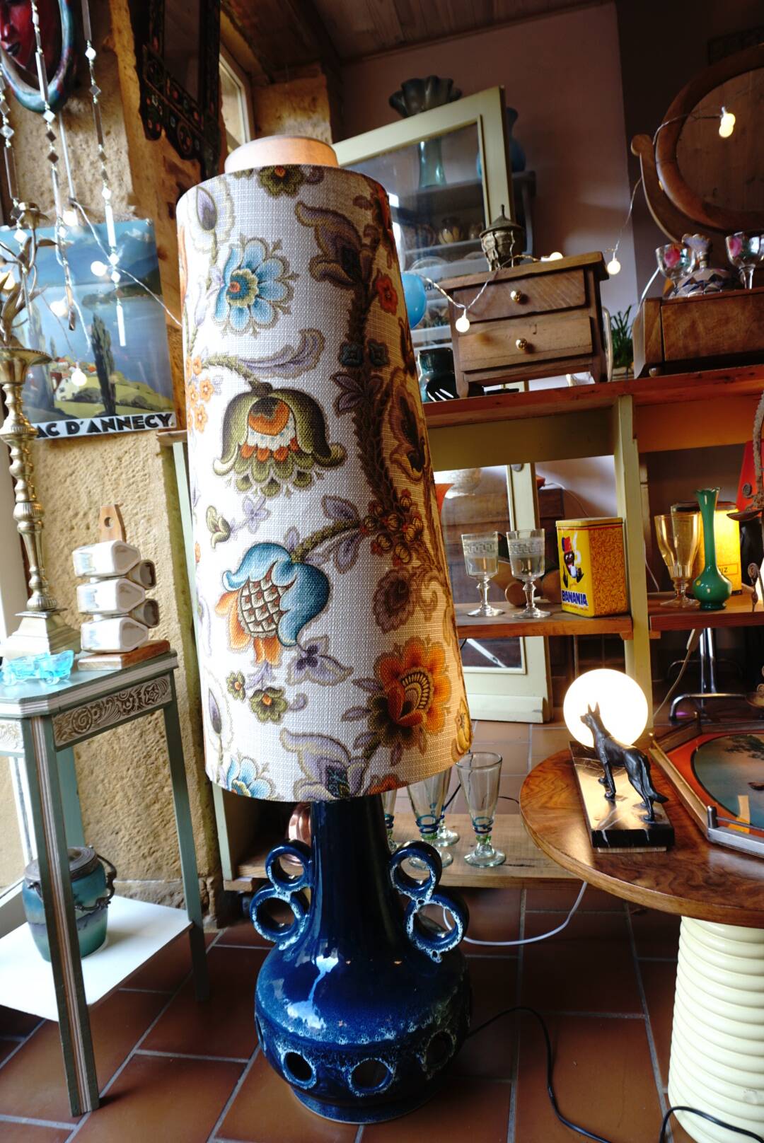 Fat lava floor lamp - 1970s