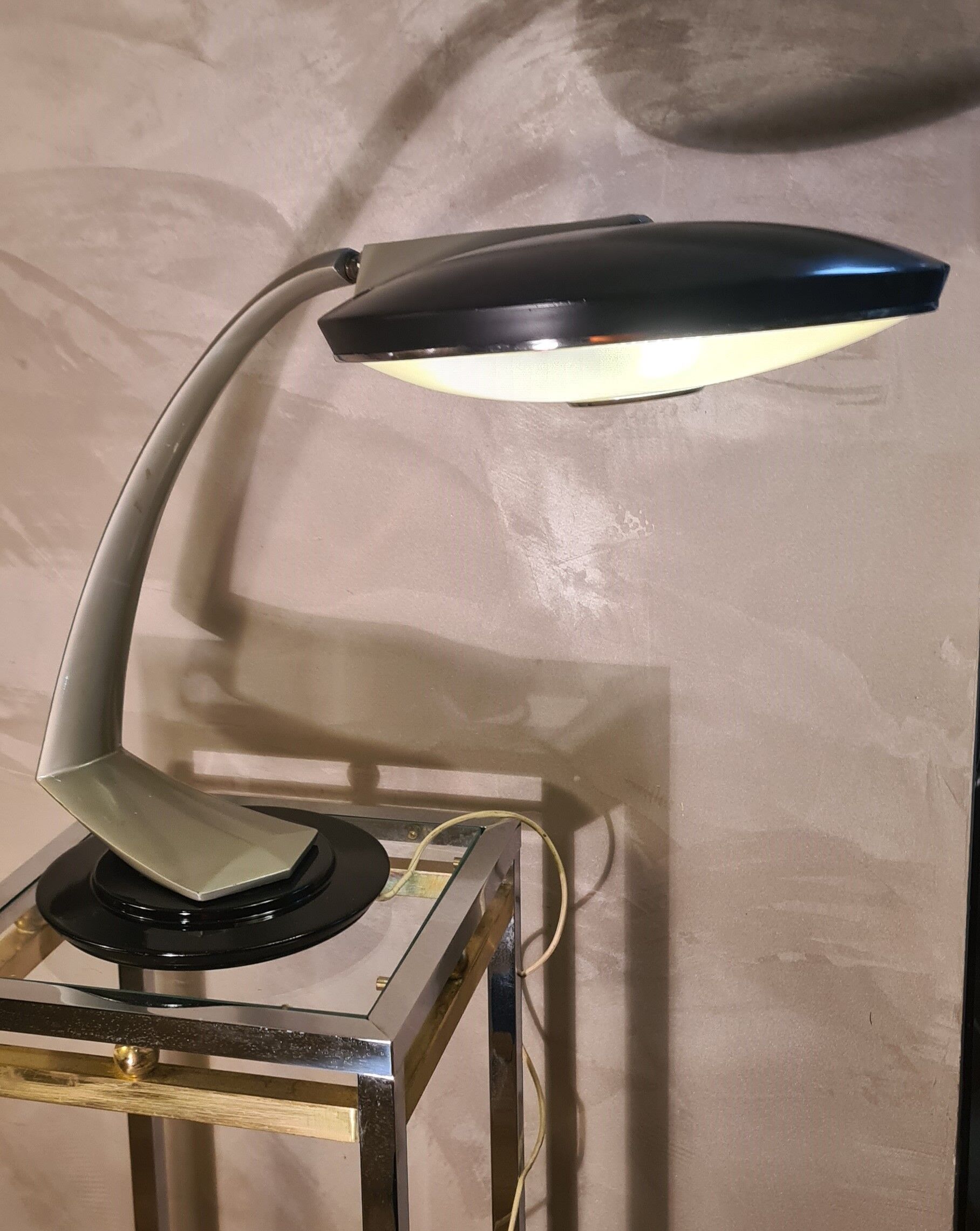 Lamp Boomerang desk made black and gray ,Fase