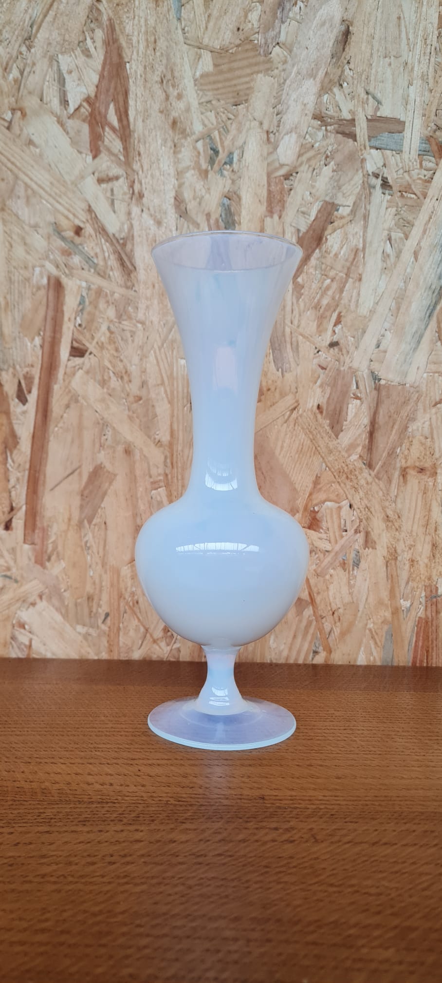 Vase en opaline