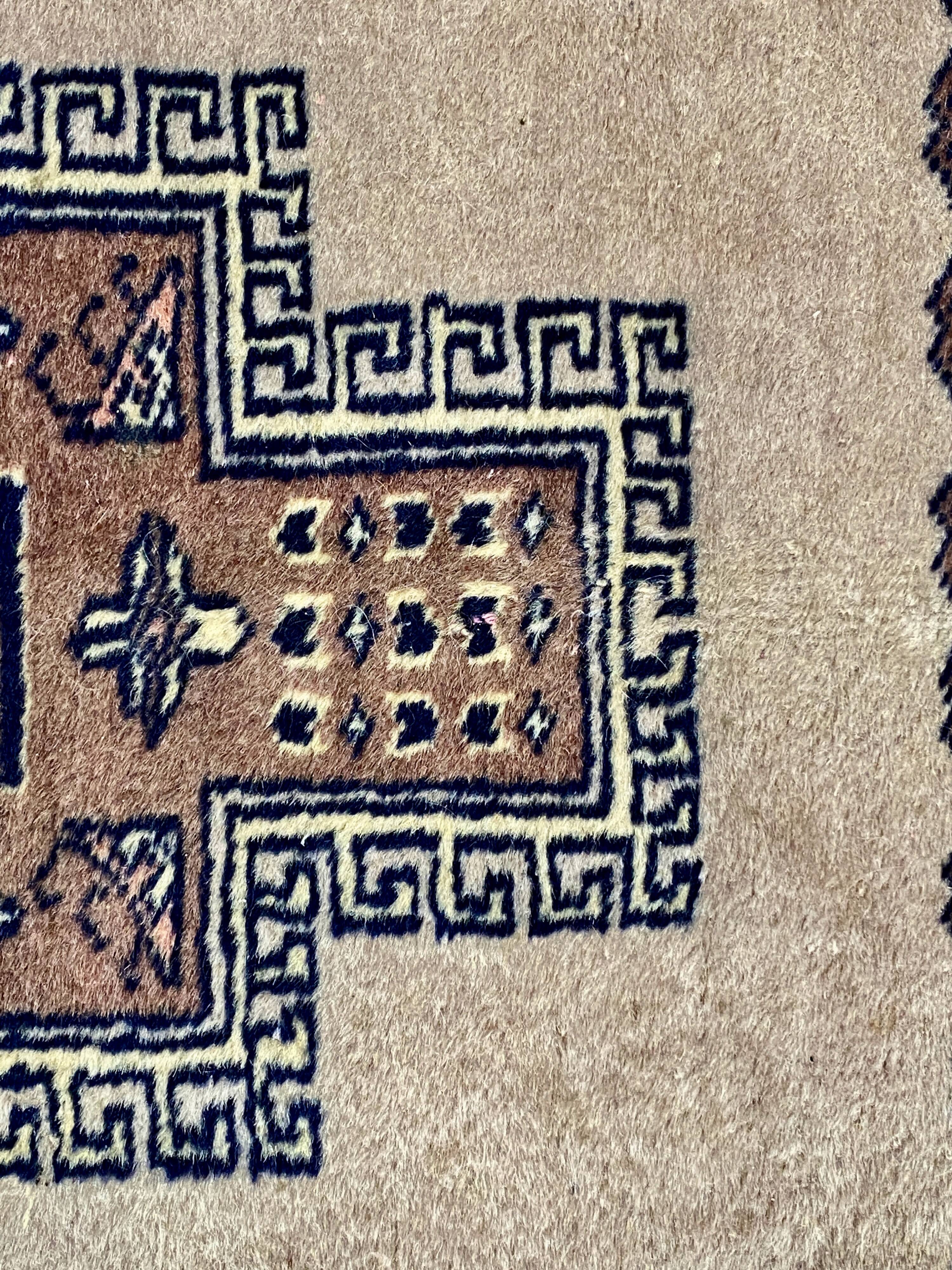 Oriental wool and silk carpet, old 123cmX190cm