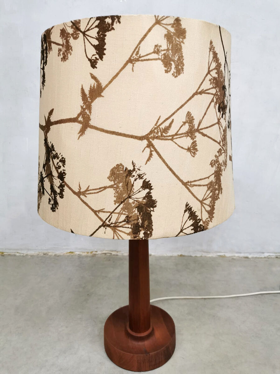 Vintage Danish design table lamp teak ‘Nature’