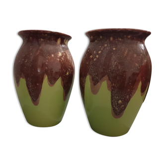 Deux vases vert et chocola vintage, années 60