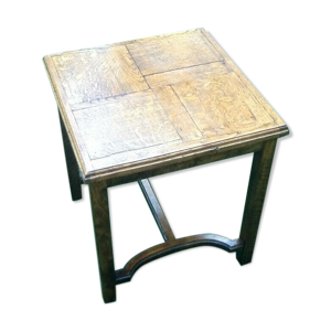 Table ancienne carrée