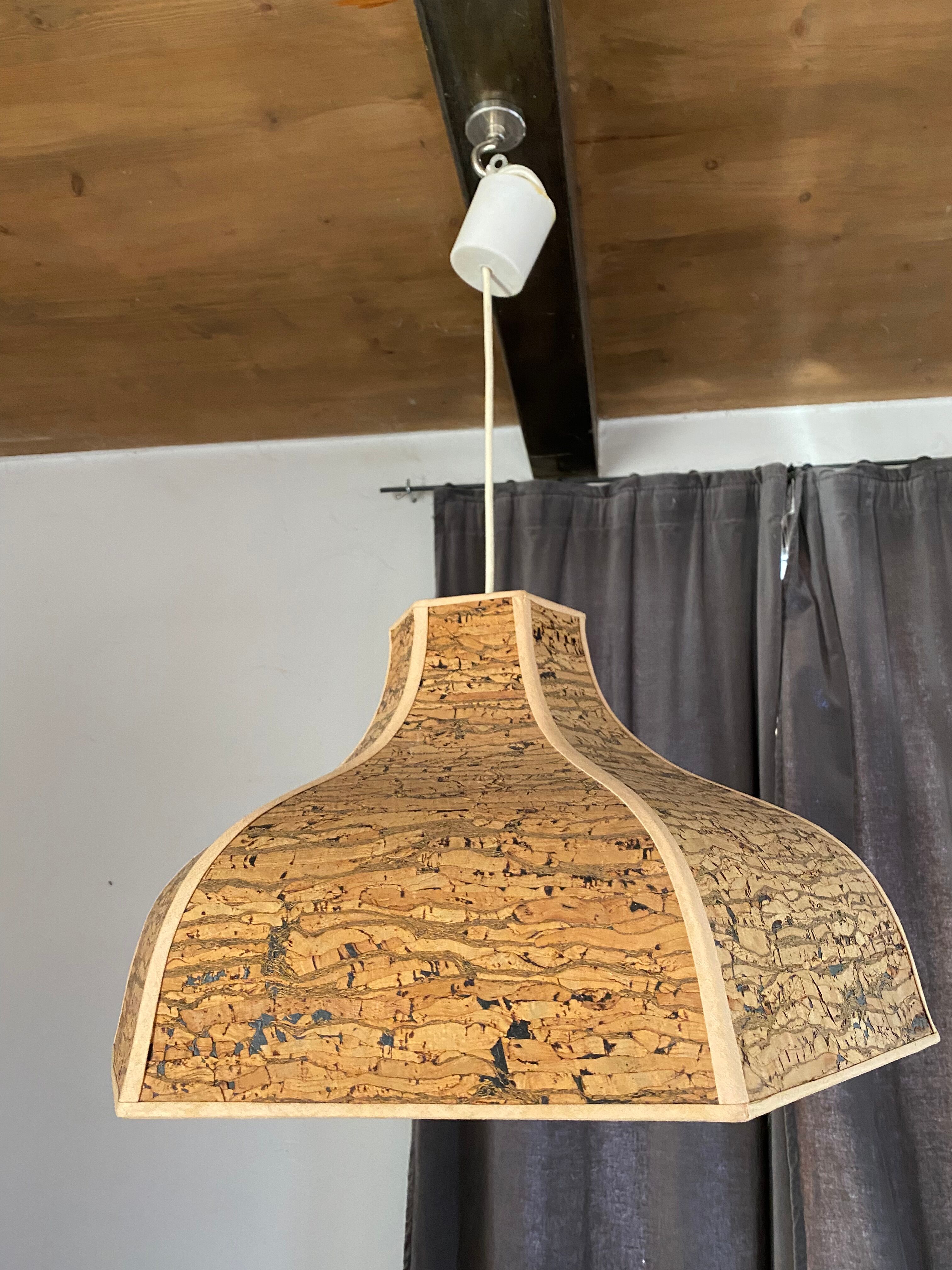 Hanging lamp in cork 80