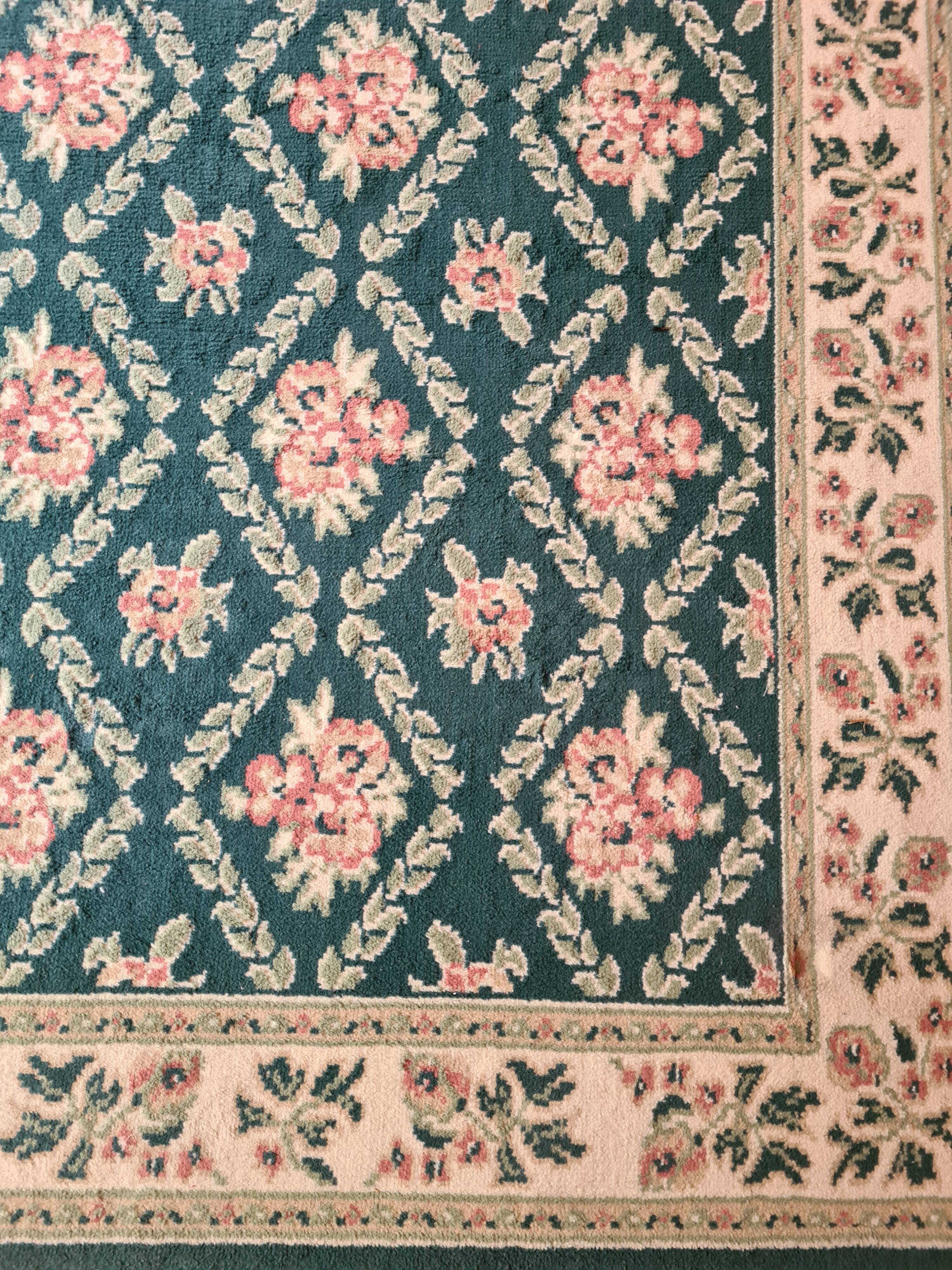 Vintage rug 1.26m x 1.77m