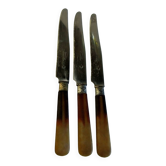 Couteaux anciens couvert de table service estampille Au Diamant
