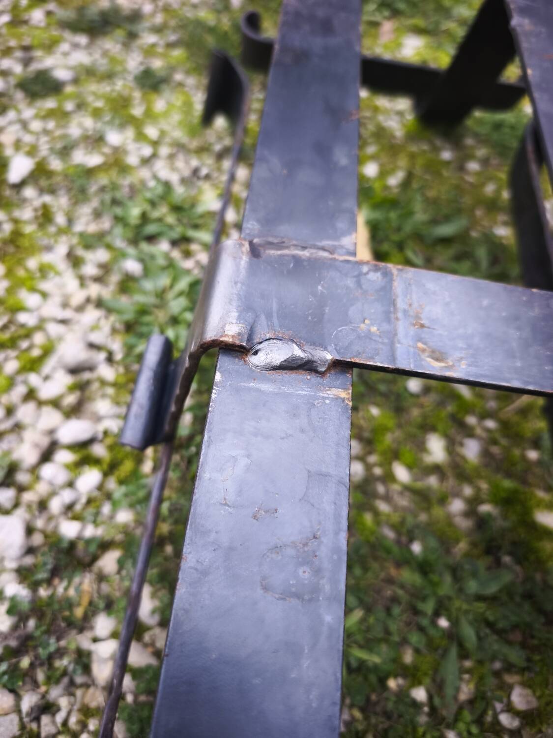 Wrought iron log holder or plant stand