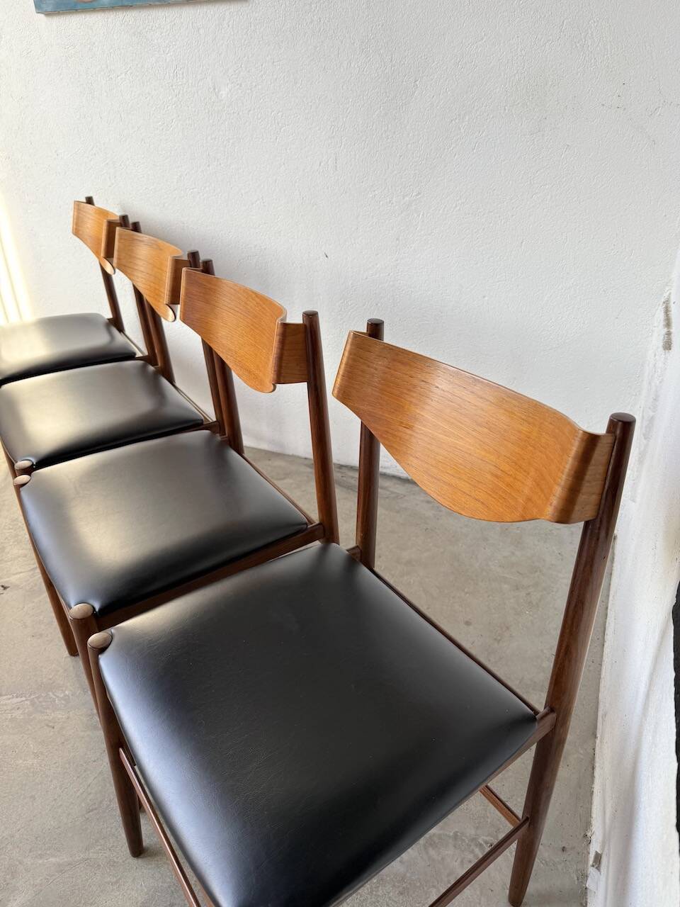 Set 4 chaises italiennes Gianfranco Frattini
