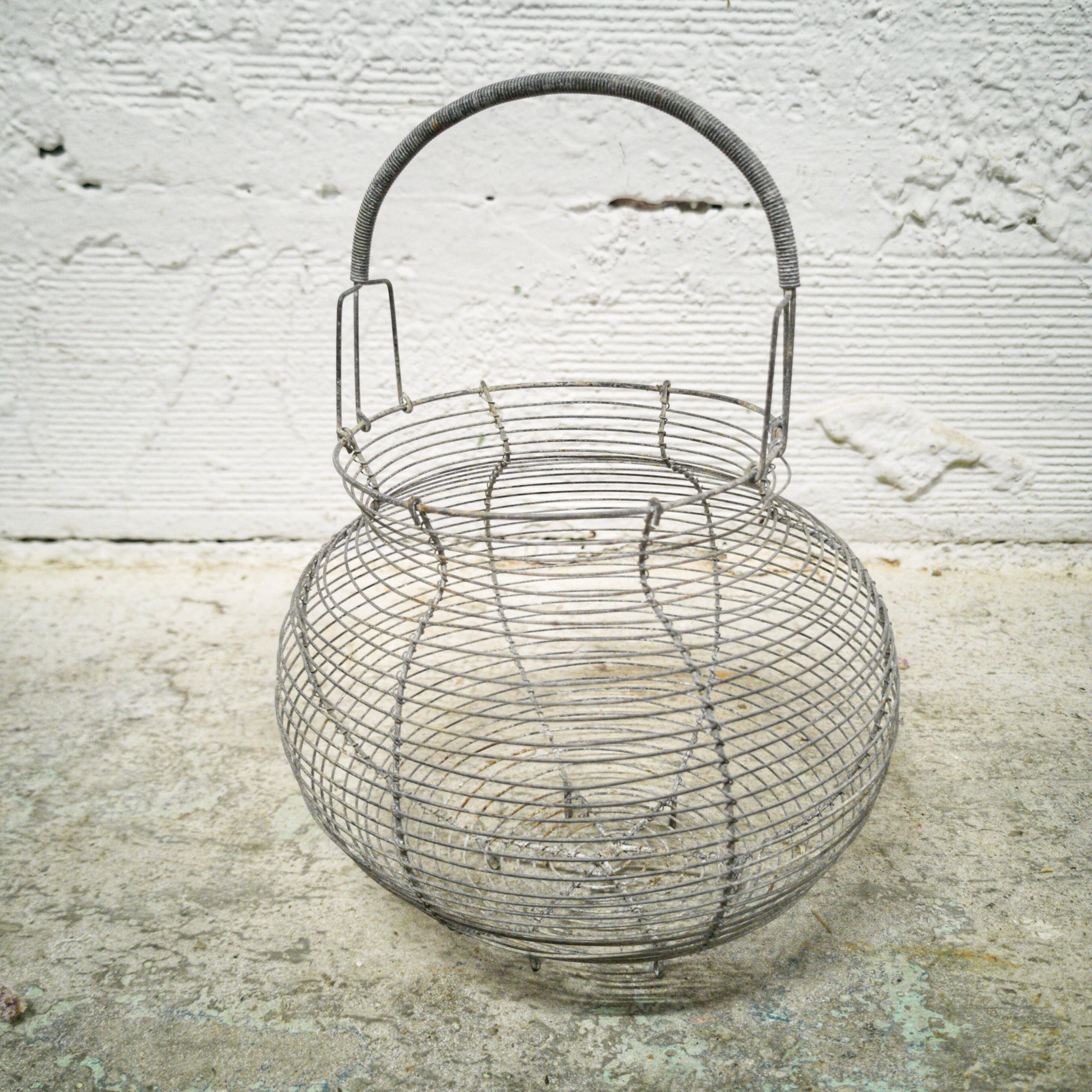 Wire basket