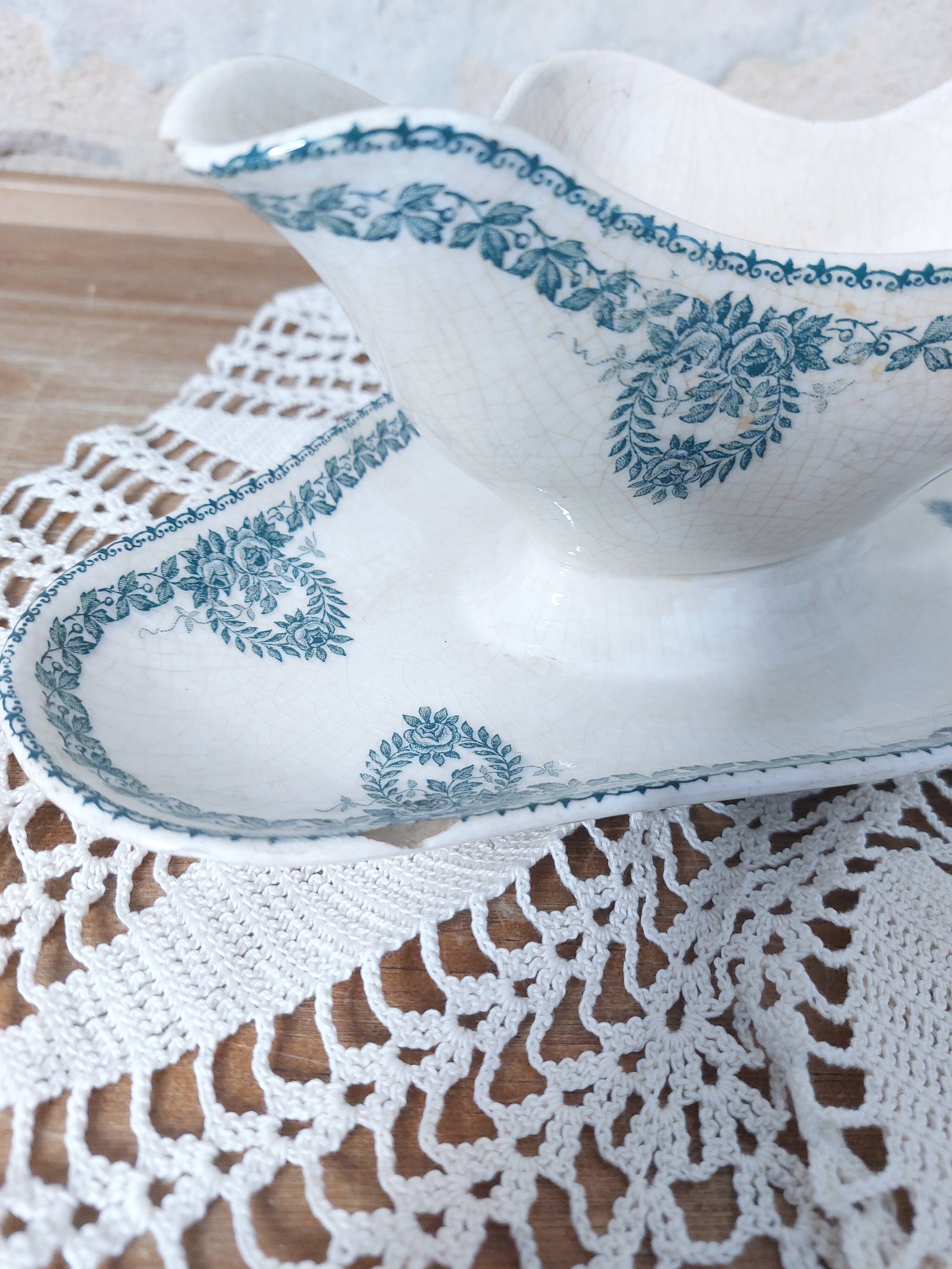 Rare and very pretty old Longwy St Cyr SFNGR sauce boat, France