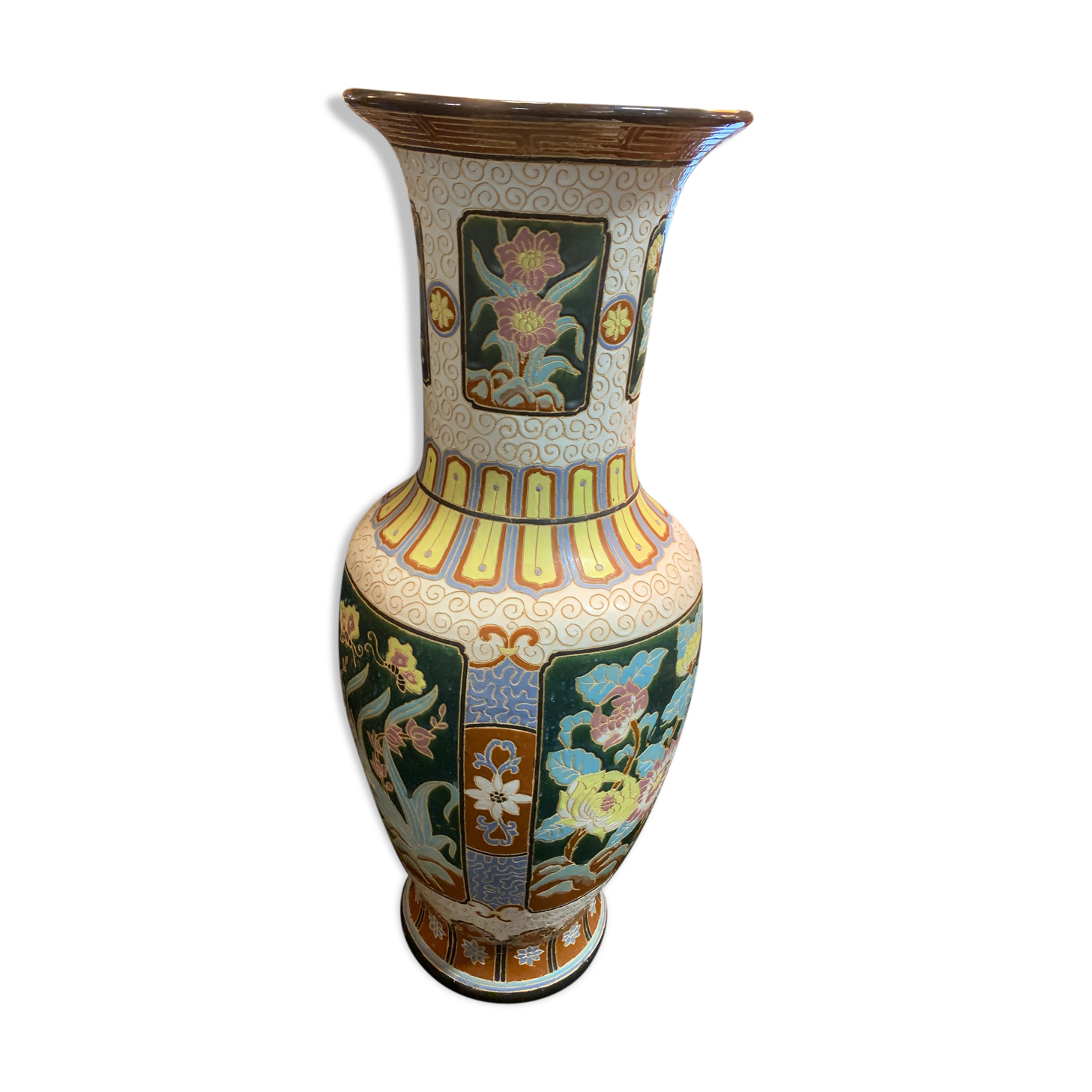 Large Chinese vase