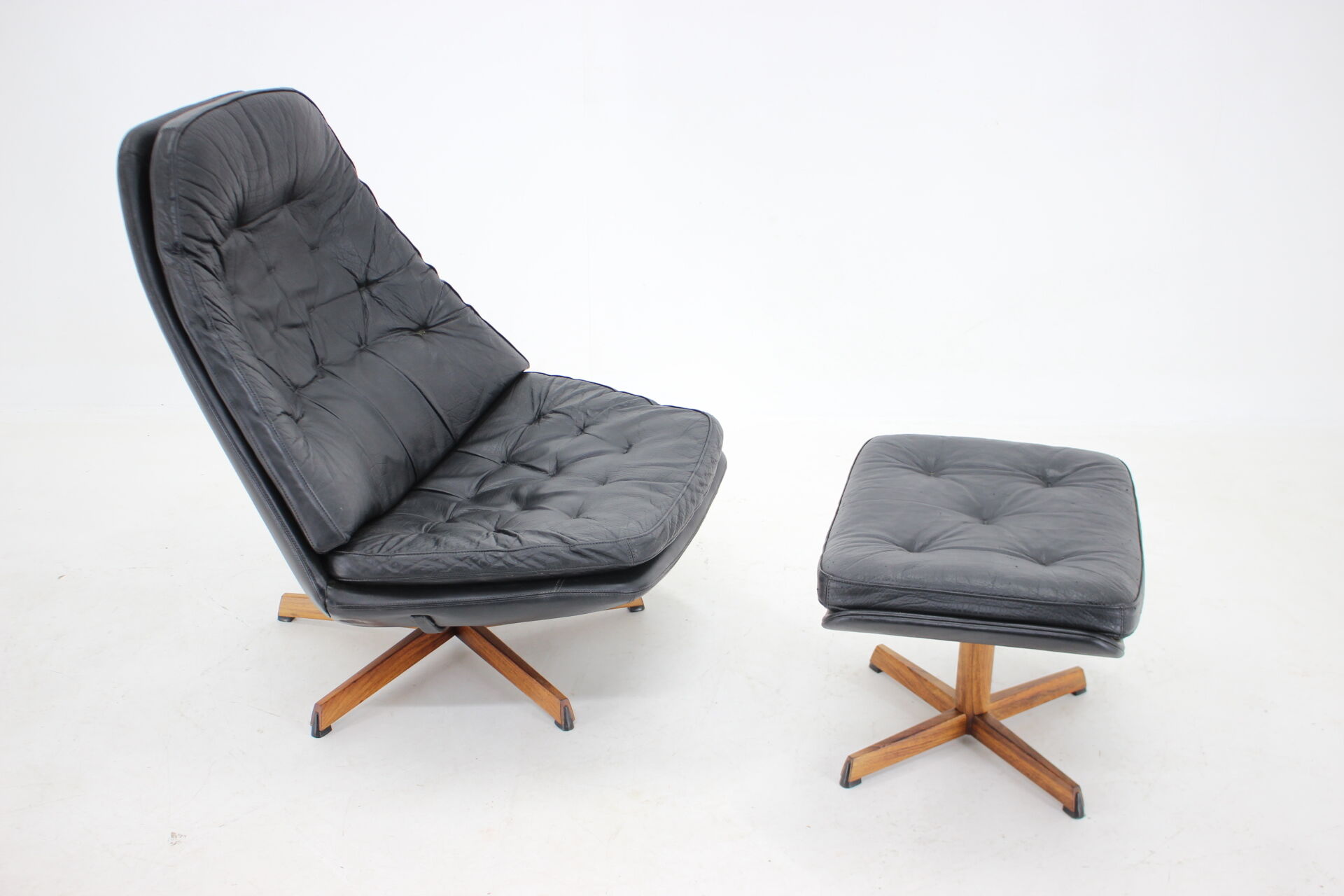 Madsen and Schubell Black Leather Reclining Chair and Stool, Denmark 1960
