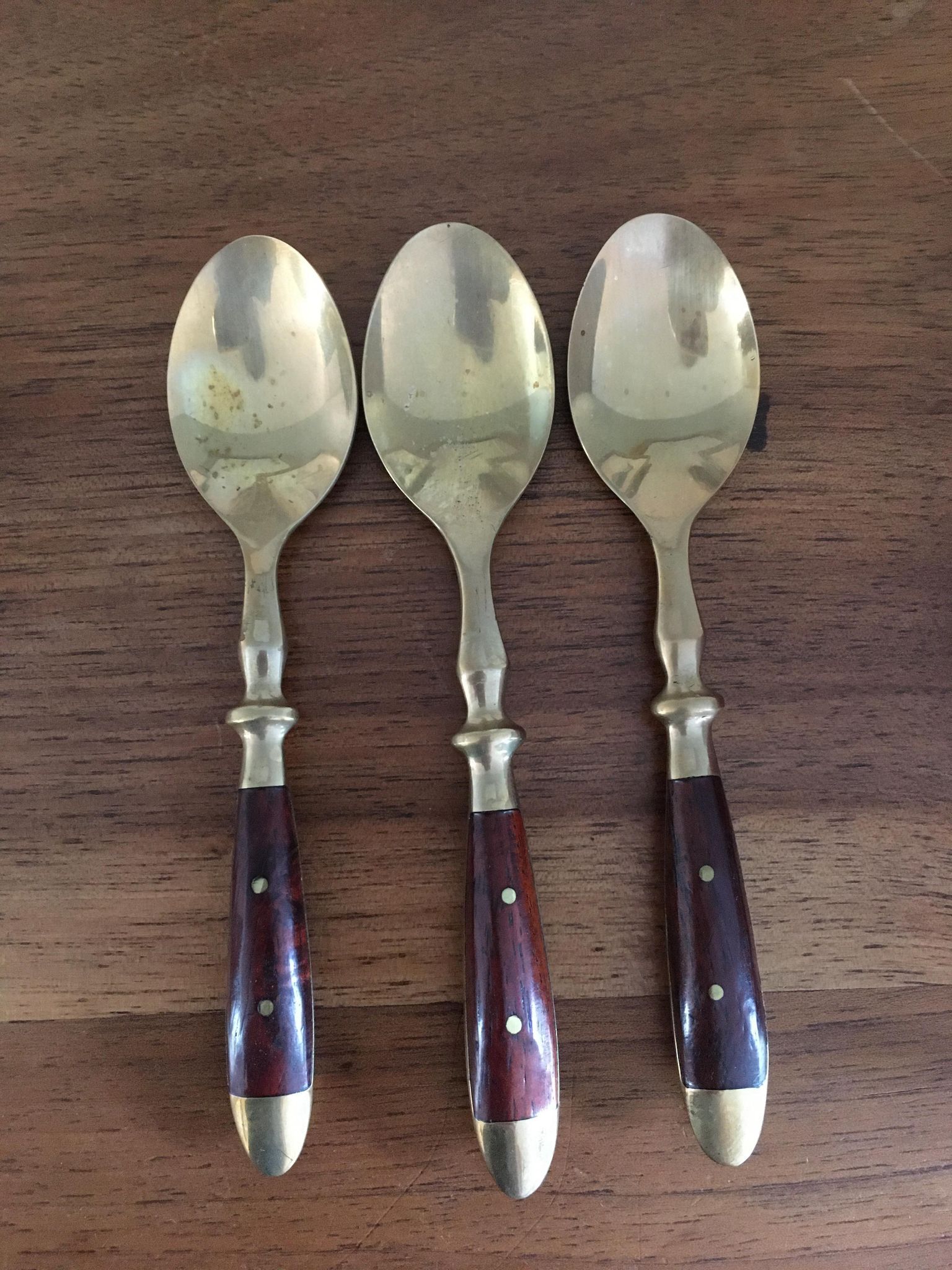 Mocha spoons made of brass and wood