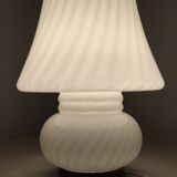 Lampe de table en verre de Murano « champignon ». Italie, années 1970.