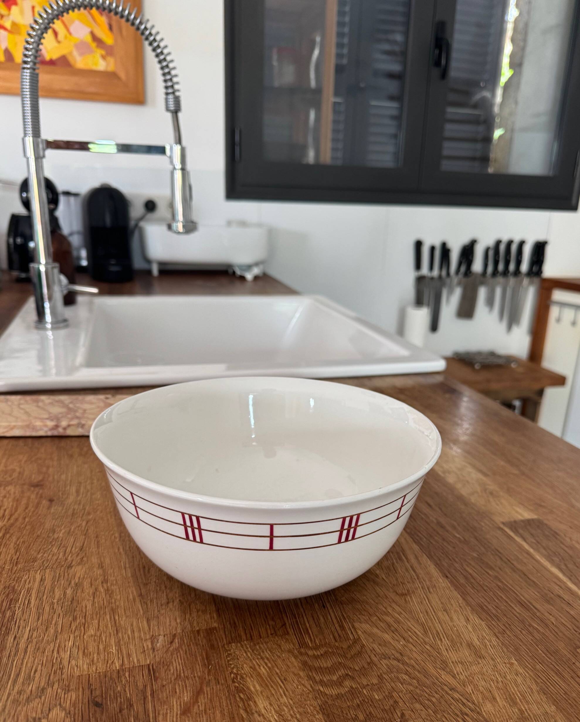 Salad bowl House of Wolves