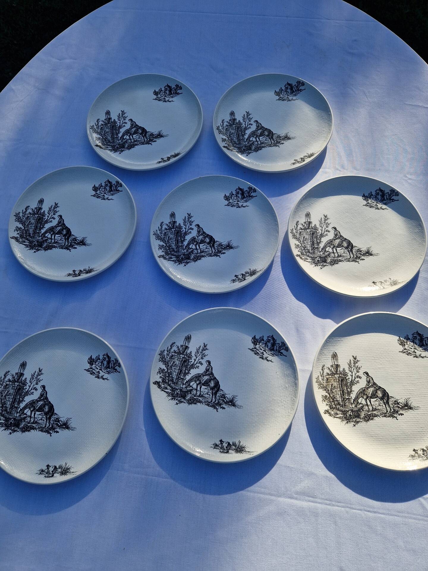 8 flat plates model Pastorale Salins manufacture