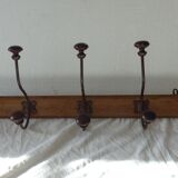 Wall coat rack