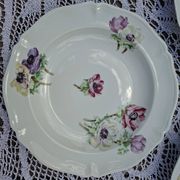 Service of 75 pieces Limoges Unic Paris Former Royal Factory