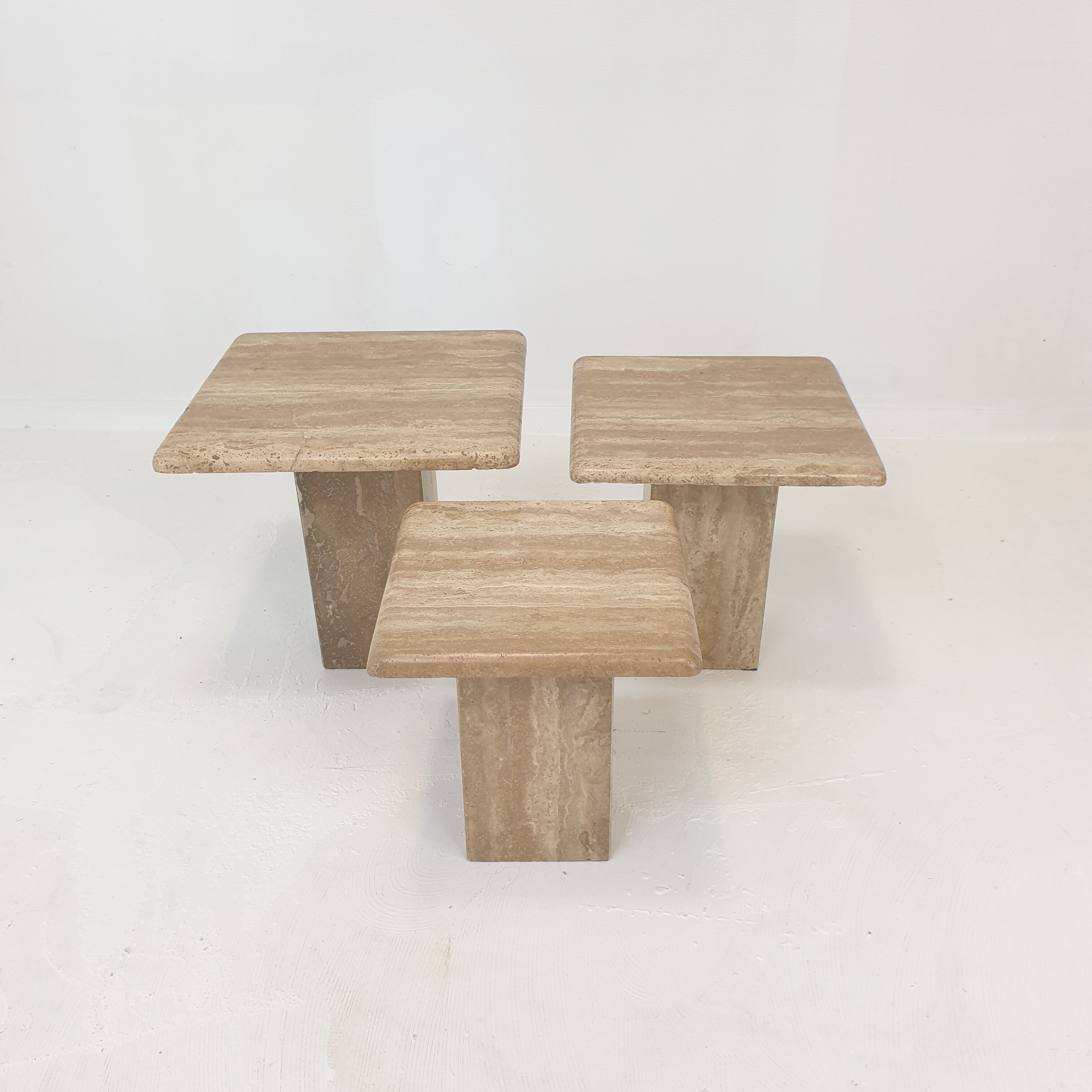 Set of 3 italian travertine coffee tables, 1980s