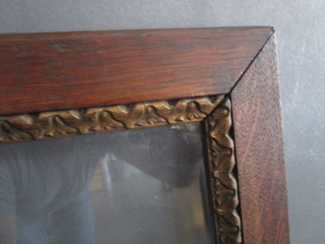 Old oak frame, golden rim