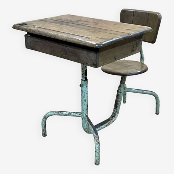 School desk from the 1930s