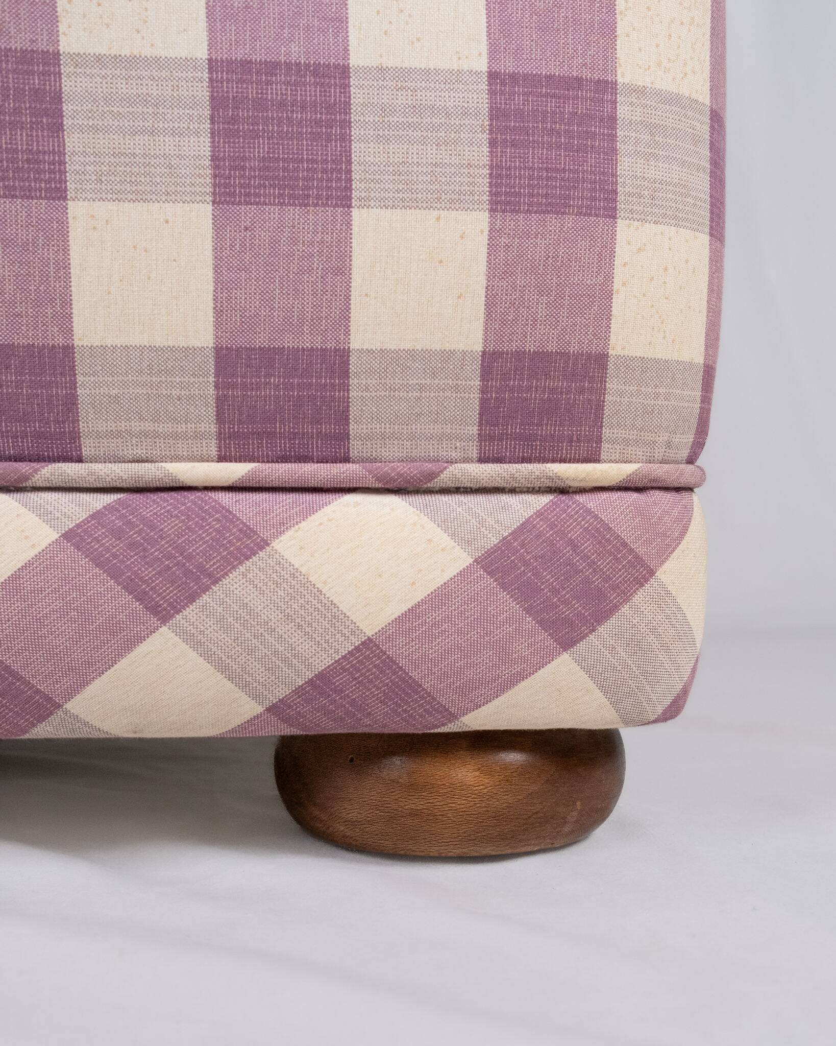 Upholstered bench in mauve and cream Vichy fabric, France, 1970s