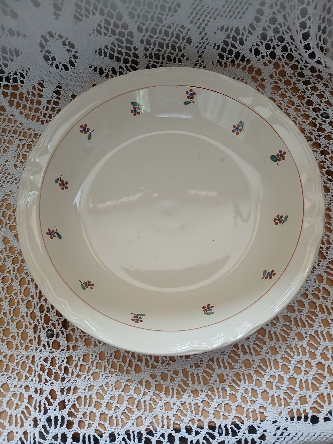 Old Sarreguemines "Arromanches" dish