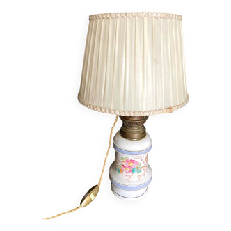 Porcelain bedside lamp