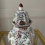 Baluster vase with lid