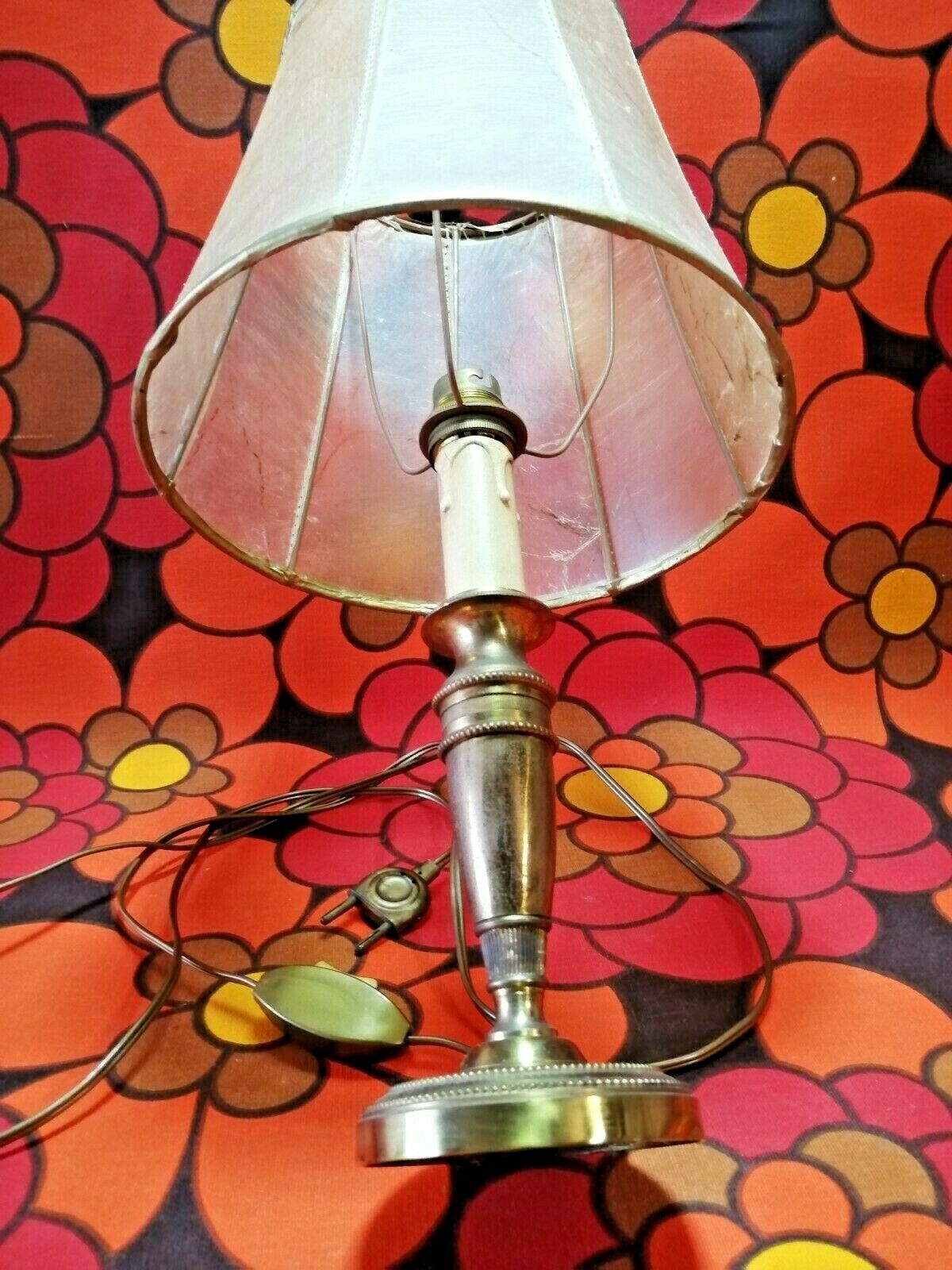 Brass foot lamp candlestick style