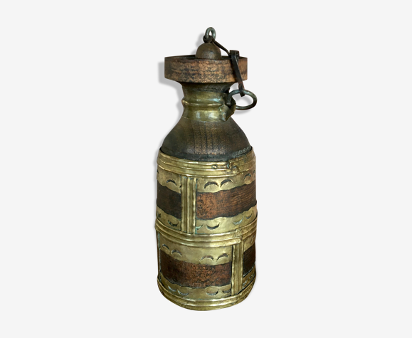 Bouteille bois et laiton et son bouchon